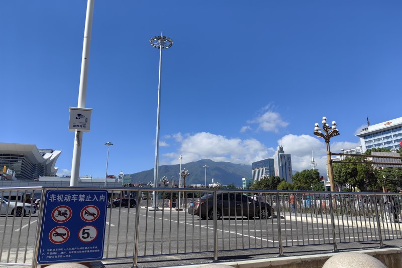 乡情为桥、全域发力——荆州抢抓“五一”黄金期，掀起楚商回乡招商新热潮
